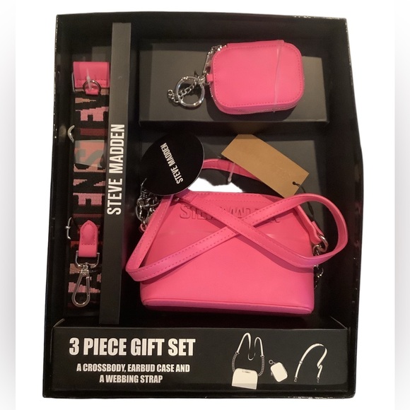 Steve Madden Handbags - Steve Madden Pink 3 Piece Gift Set Crossbody Bag New